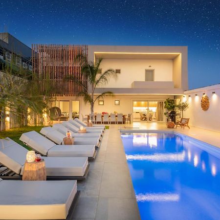 Hypnosis Beachside Villa With Private Heated Pool Georgioupoli Ngoại thất bức ảnh