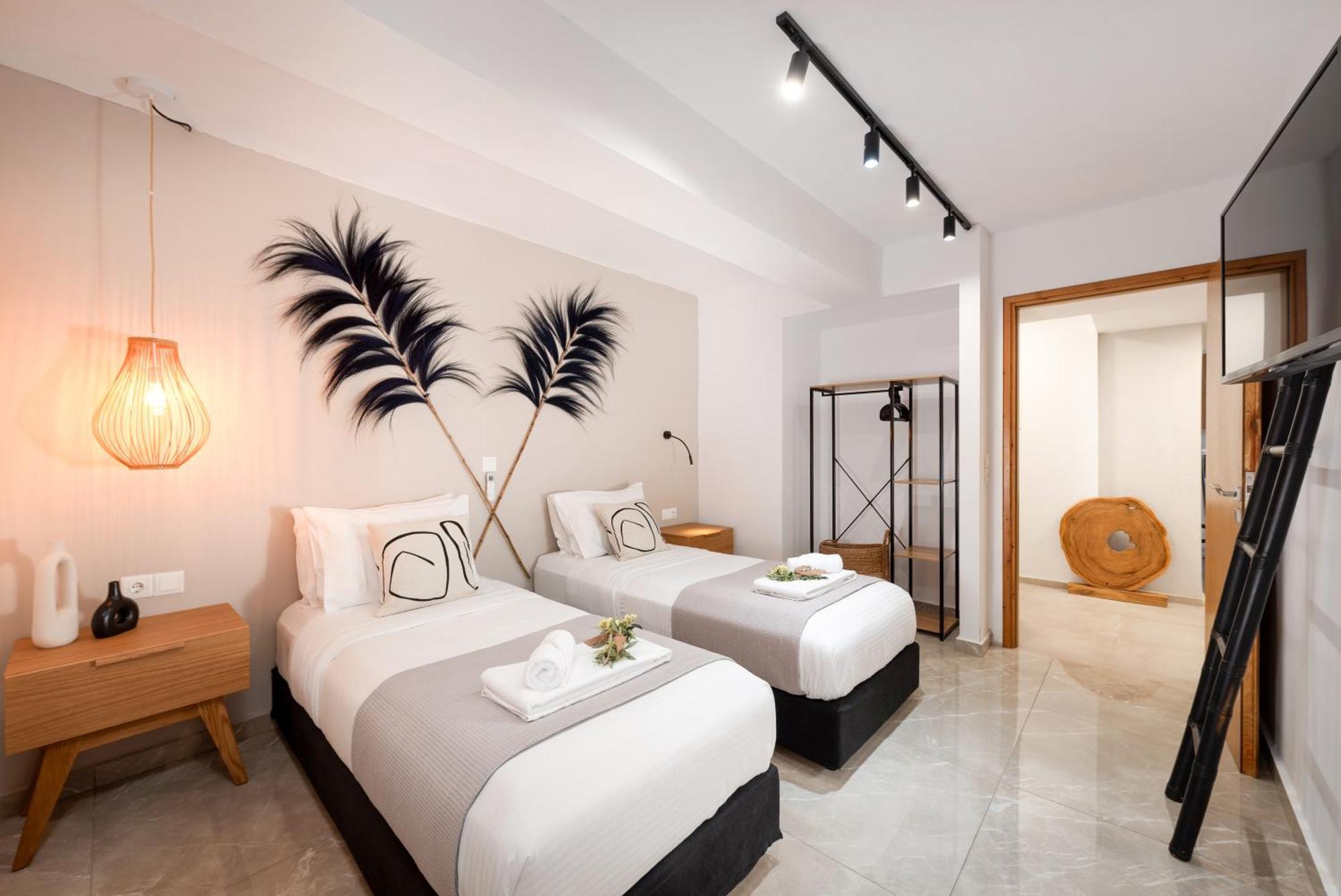 Hypnosis Beachside Villa With Private Heated Pool Georgioupoli Ngoại thất bức ảnh