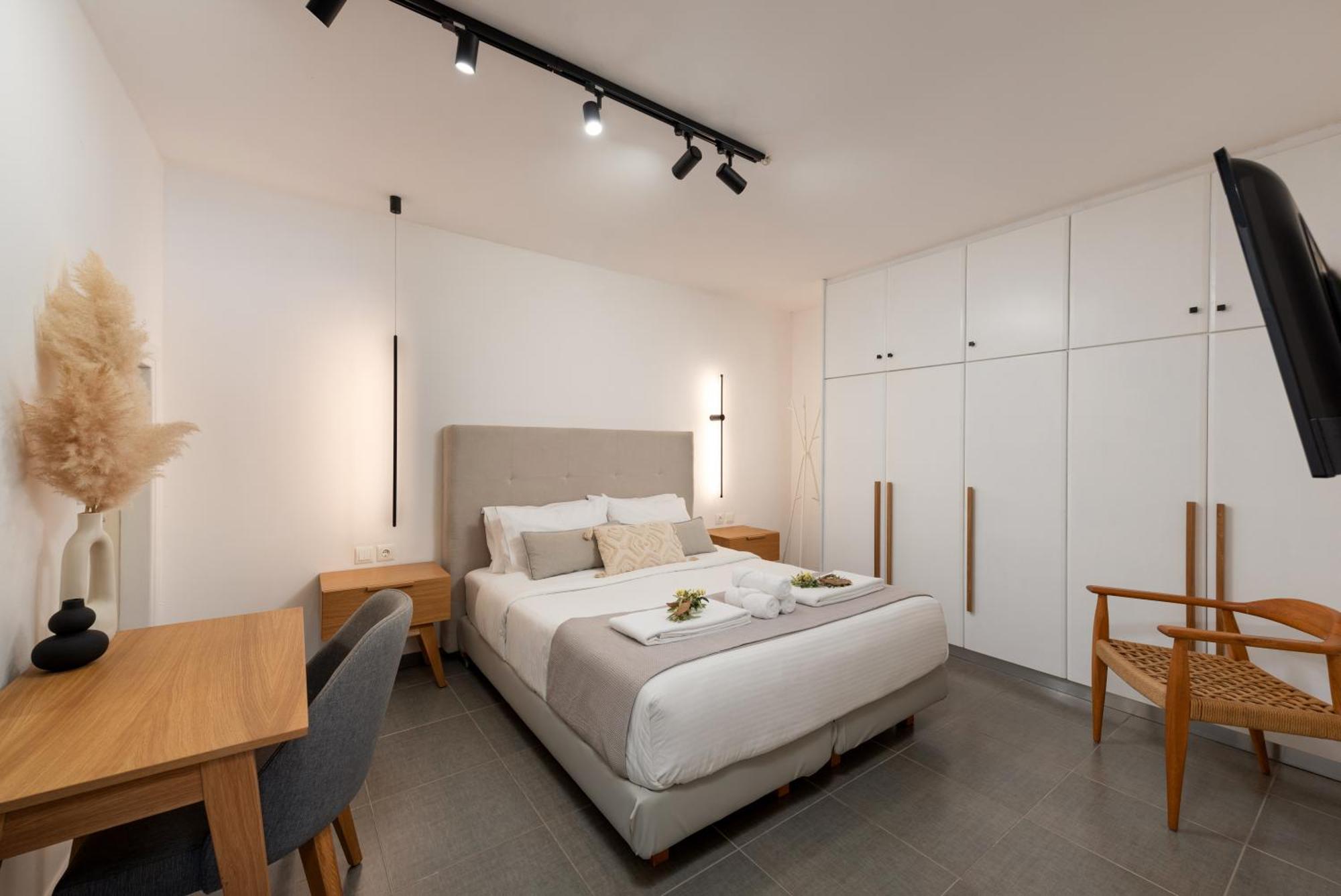 Hypnosis Beachside Villa With Private Heated Pool Georgioupoli Ngoại thất bức ảnh