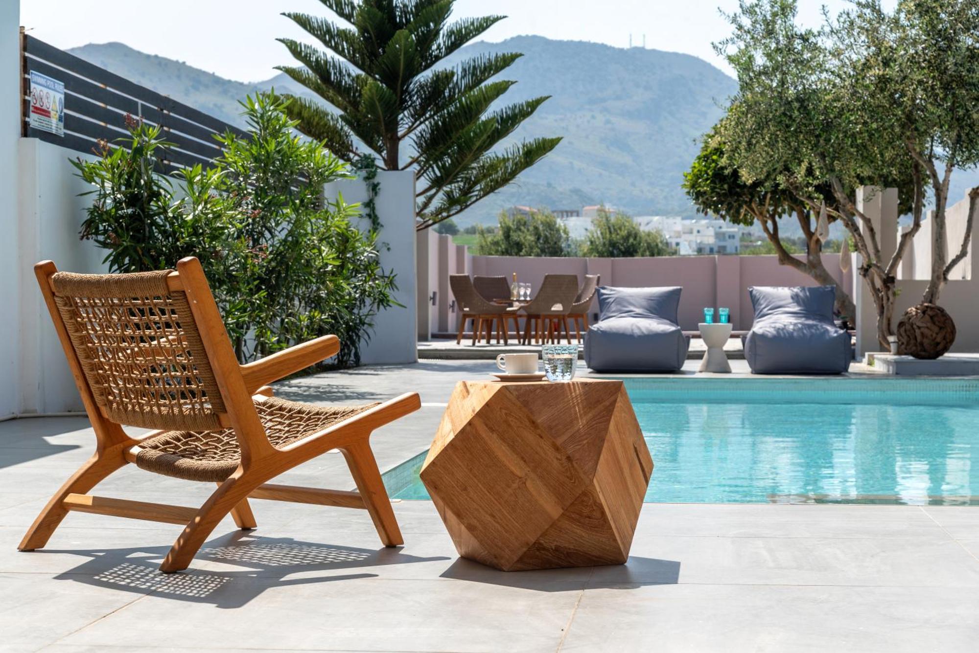 Hypnosis Beachside Villa With Private Heated Pool Georgioupoli Ngoại thất bức ảnh