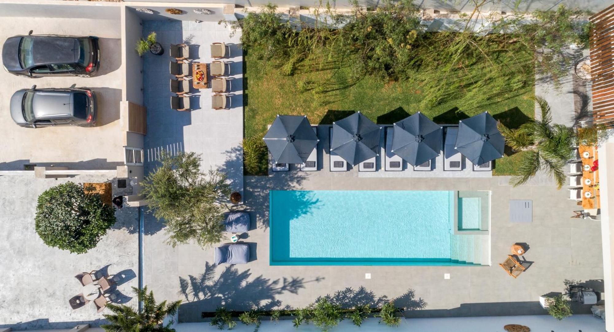 Hypnosis Beachside Villa With Private Heated Pool Georgioupoli Ngoại thất bức ảnh